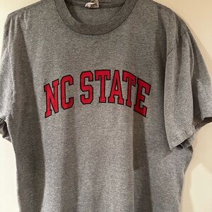 North Carolina State Wolfpack T-Shirt Adult Large Gray Graphic USA College NCAA